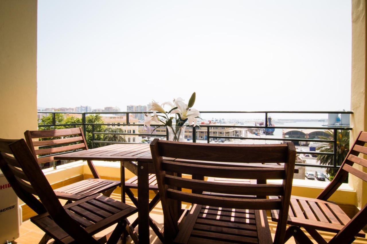 Holidays2Malaga Terraza & Junto Puerto Deportivo Екстер'єр фото